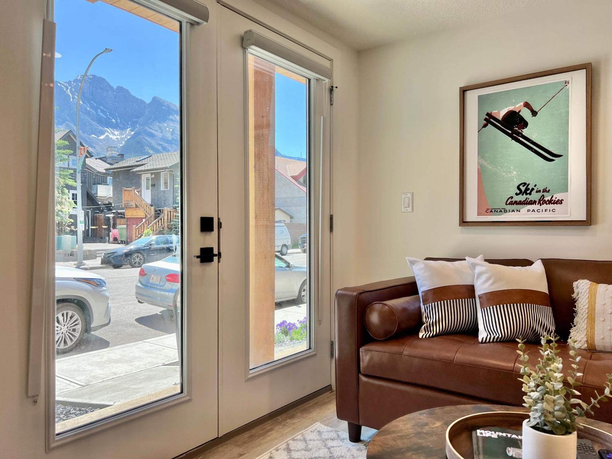 Special! New Downtown Mtn View Free Parking 2B&2B Canmore Exterior foto