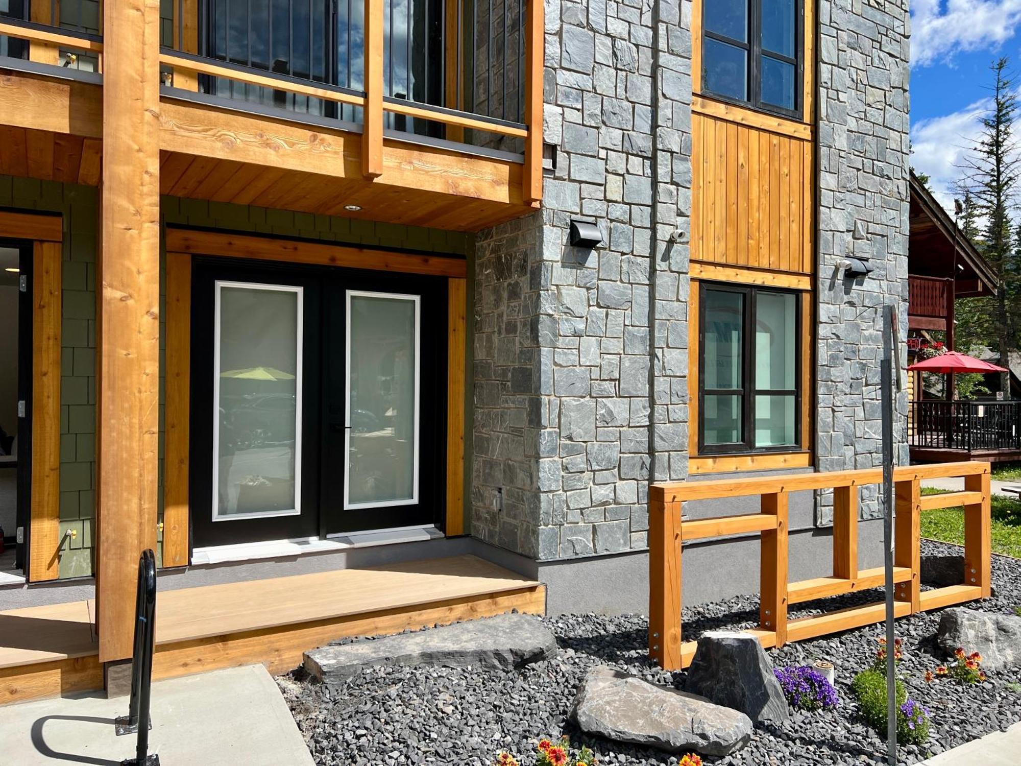 Special! New Downtown Mtn View Free Parking 2B&2B Canmore Exterior foto