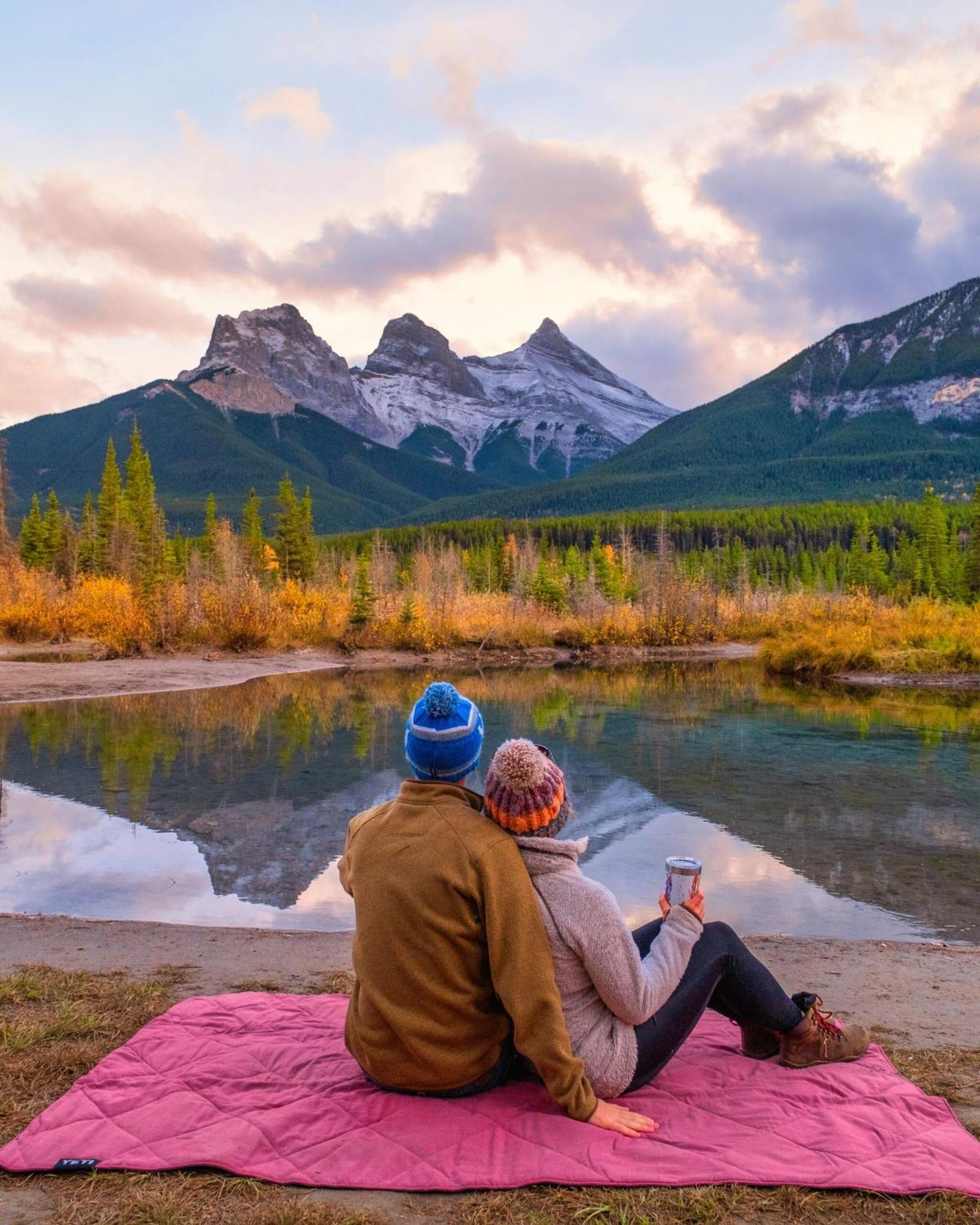 Special! New Downtown Mtn View Free Parking 2B&2B Canmore Exterior foto