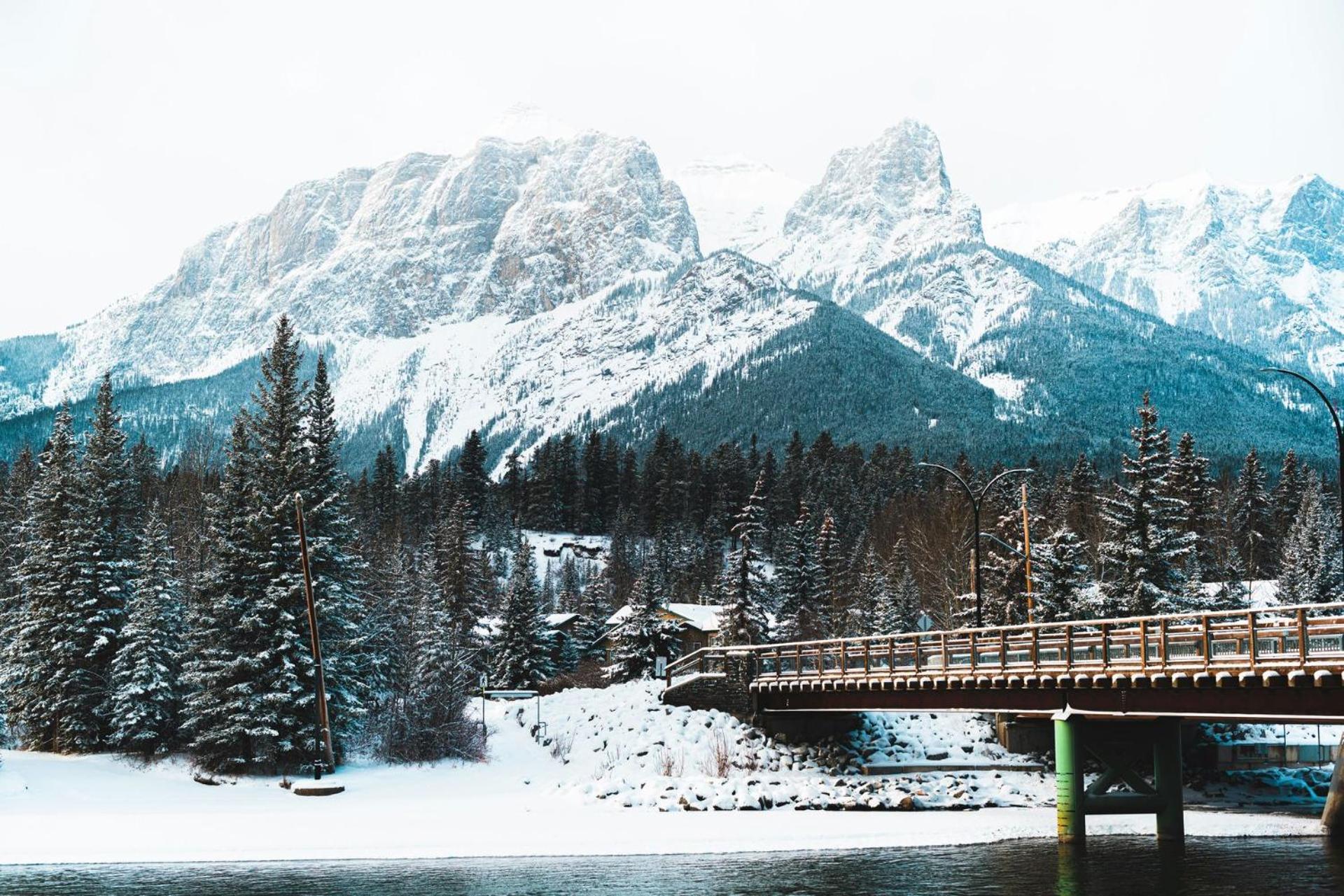 Special! New Downtown Mtn View Free Parking 2B&2B Canmore Exterior foto